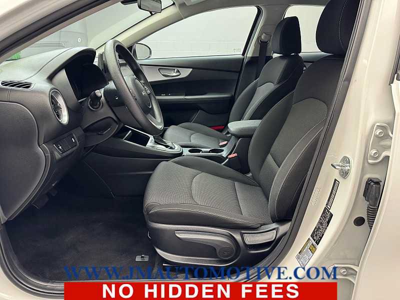Used 2024 Kia Forte LXS FWD image 12