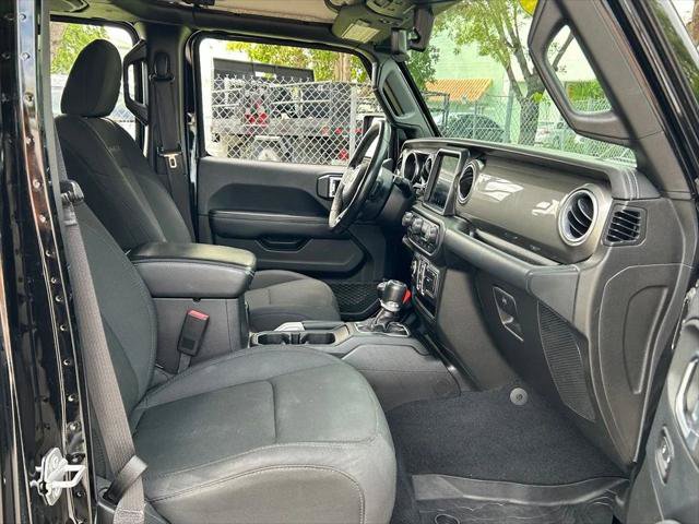 Certified 2018 Jeep Wrangler Unlimited Sahara AWD/4WD image 47