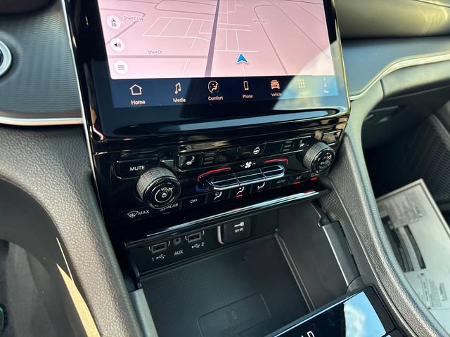 New 2027 Jeep Grand Cherokee Laredo X AWD/4WD image 24