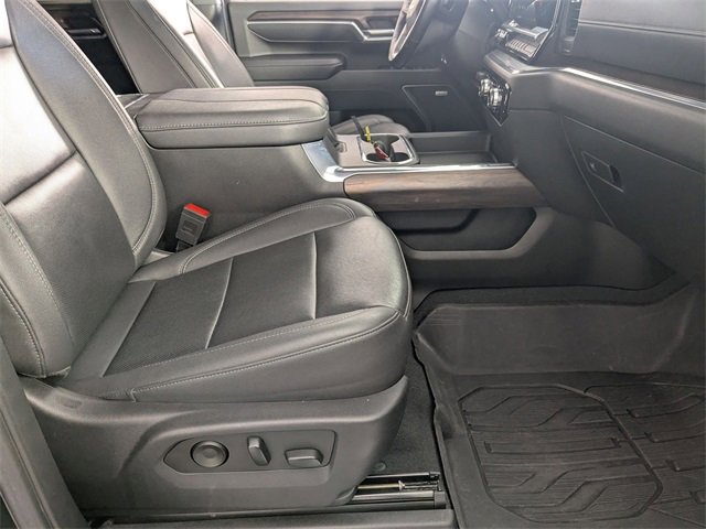 Used 2024 GMC Sierra 3500 SLT w/ SLT Premium Package image 34