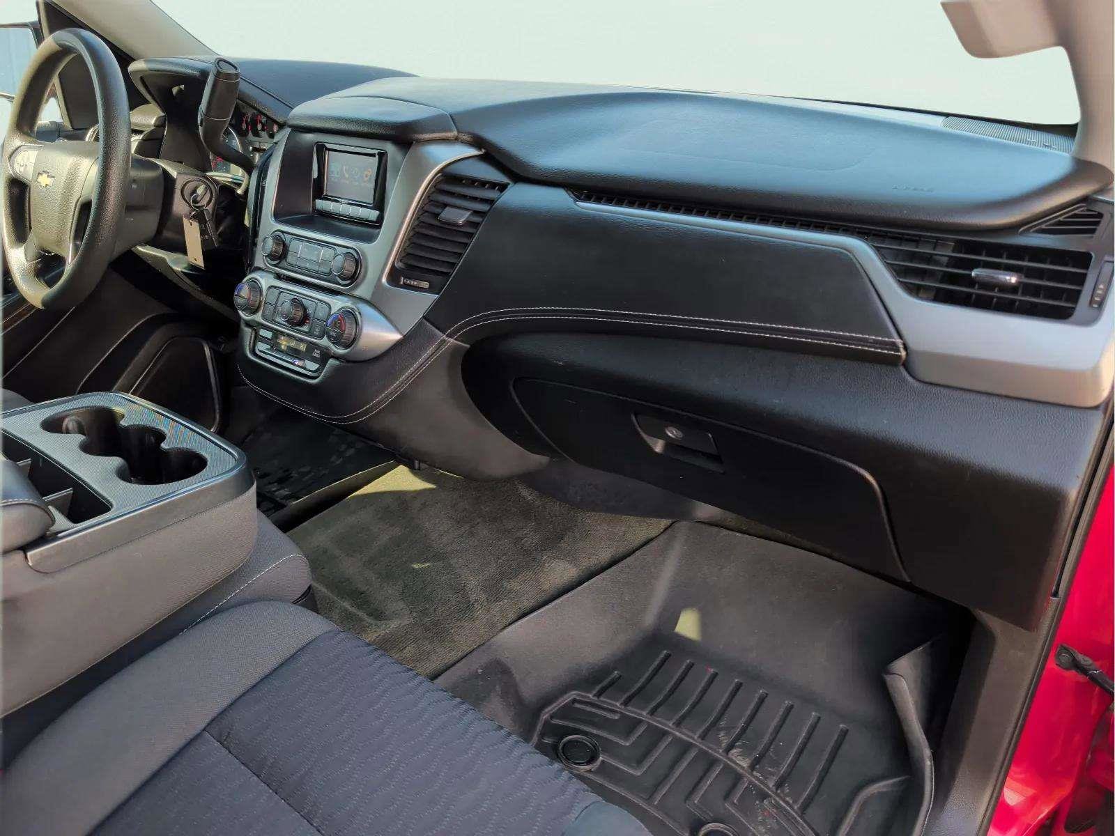 Used 2015 Chevrolet Suburban 4WD image 20