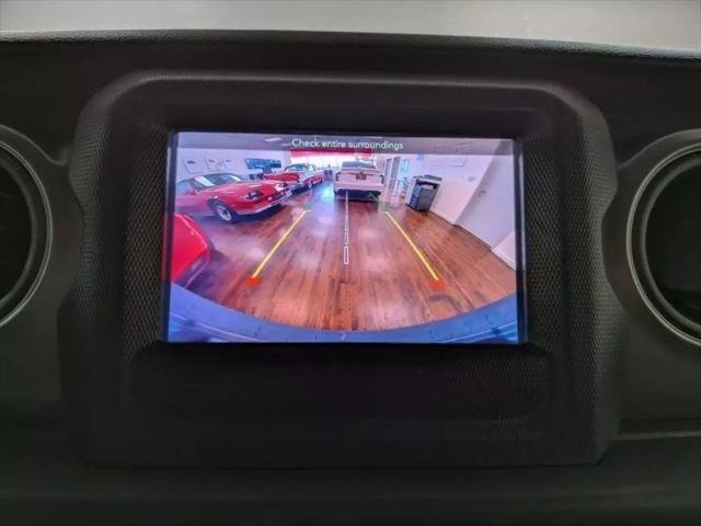 Used 2023 Jeep Wrangler Unlimited image 18