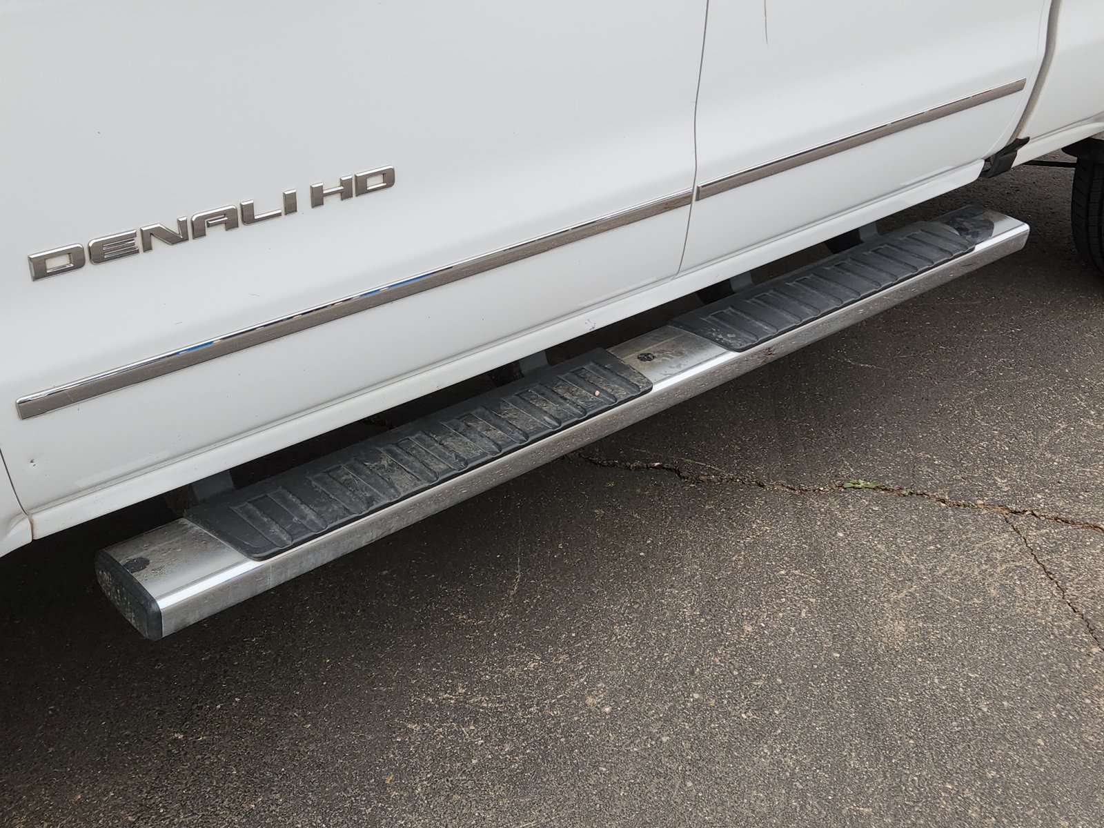 Used 2017 GMC Sierra 2500 Denali w/ Duramax Plus Package image 8