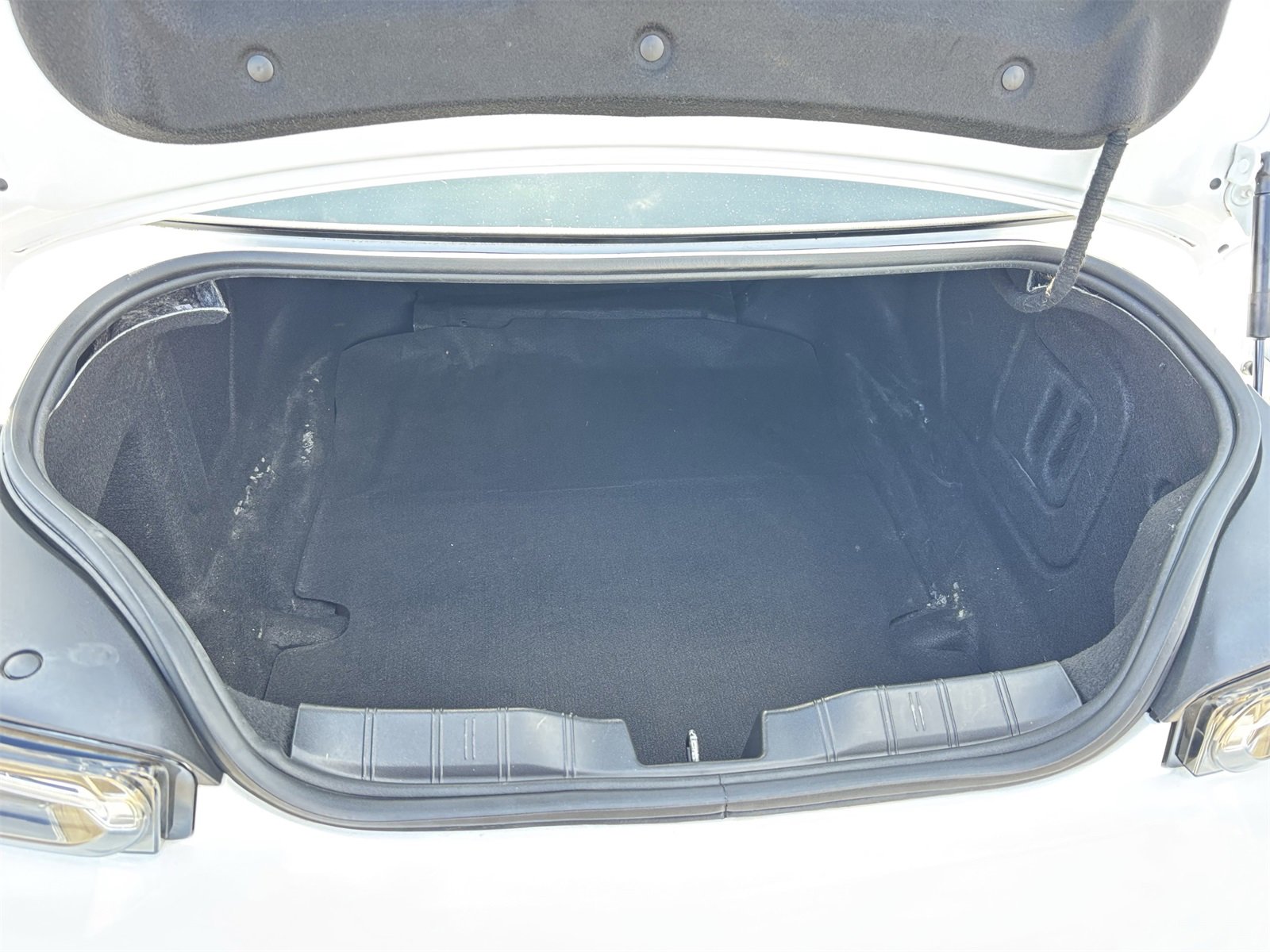 Used 2019 Chevrolet Camaro SS image 22