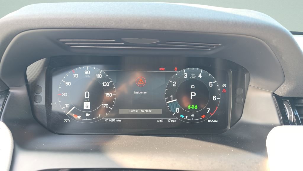 Used 2024 Land Rover Discovery Sport Dynamic SE AWD/4WD image 23