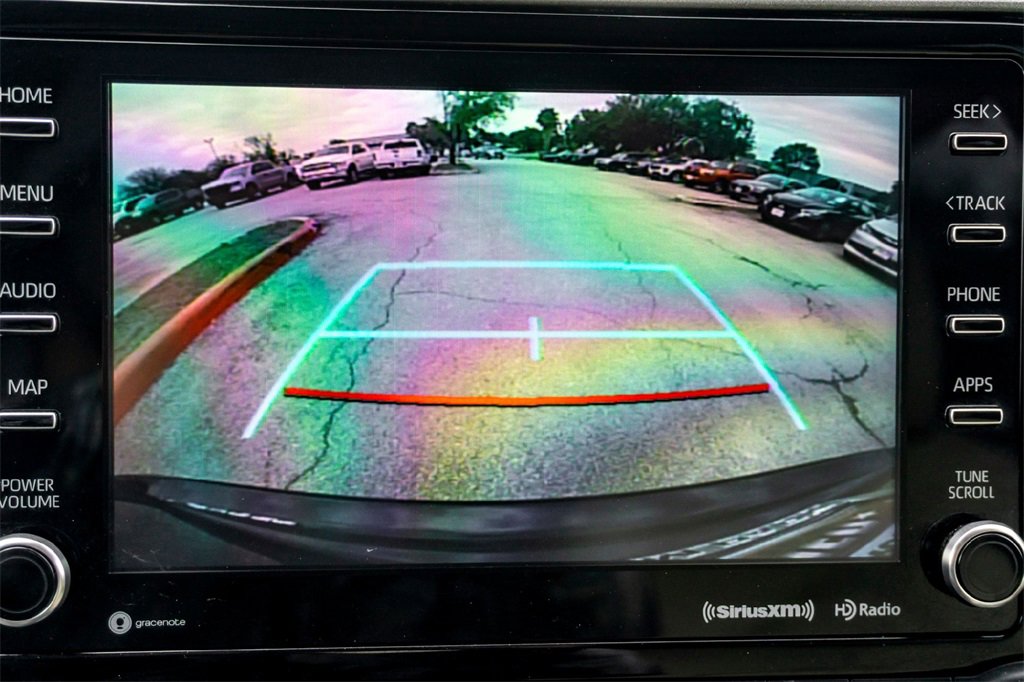 Used 2022 Toyota Highlander XLE image 24