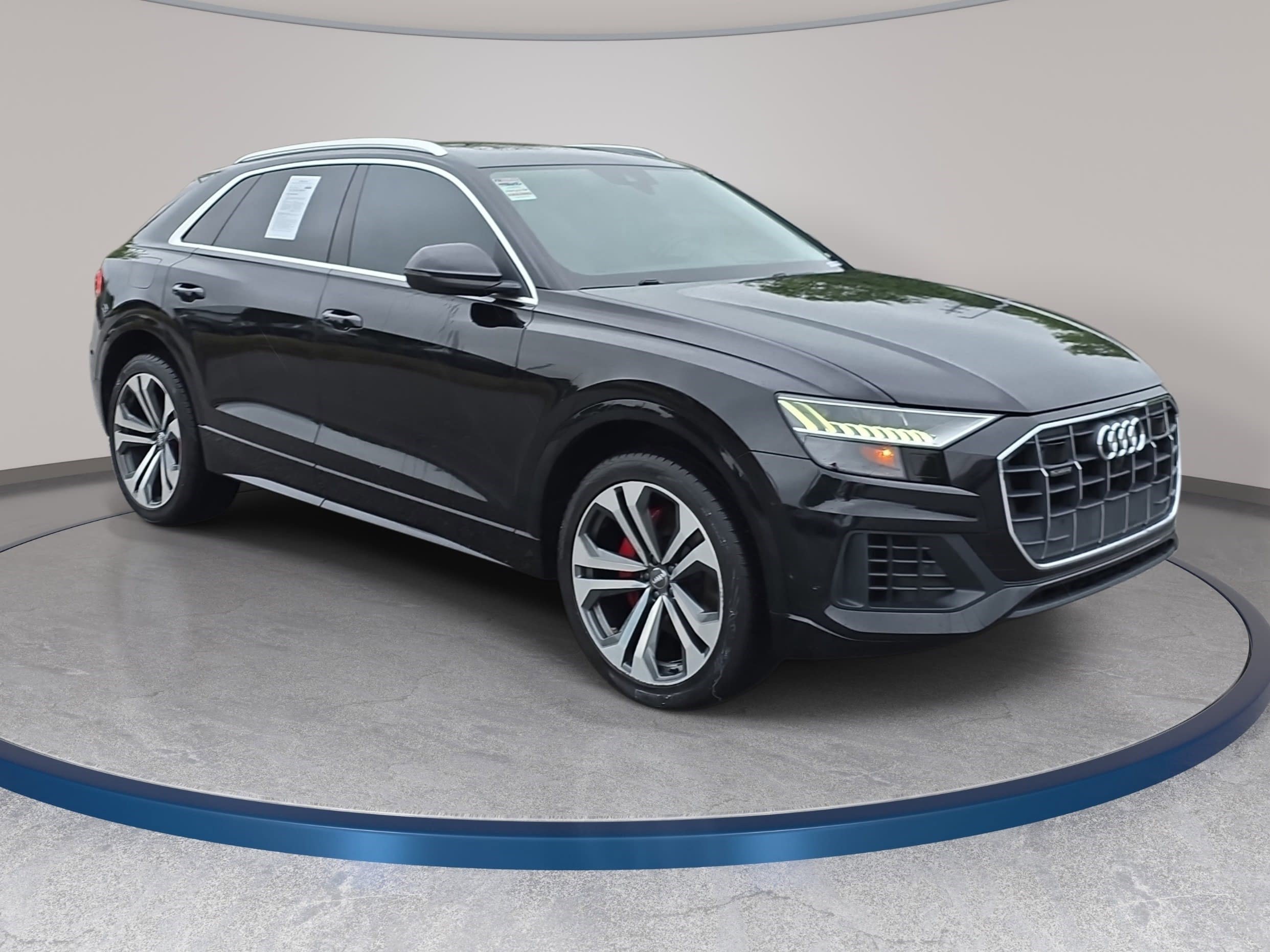 Used 2019 Audi Q8 Prestige AWD/4WD image 3