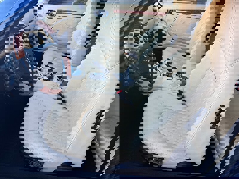 Used 2004 Maserati Coupe Cambiocorsa image 9