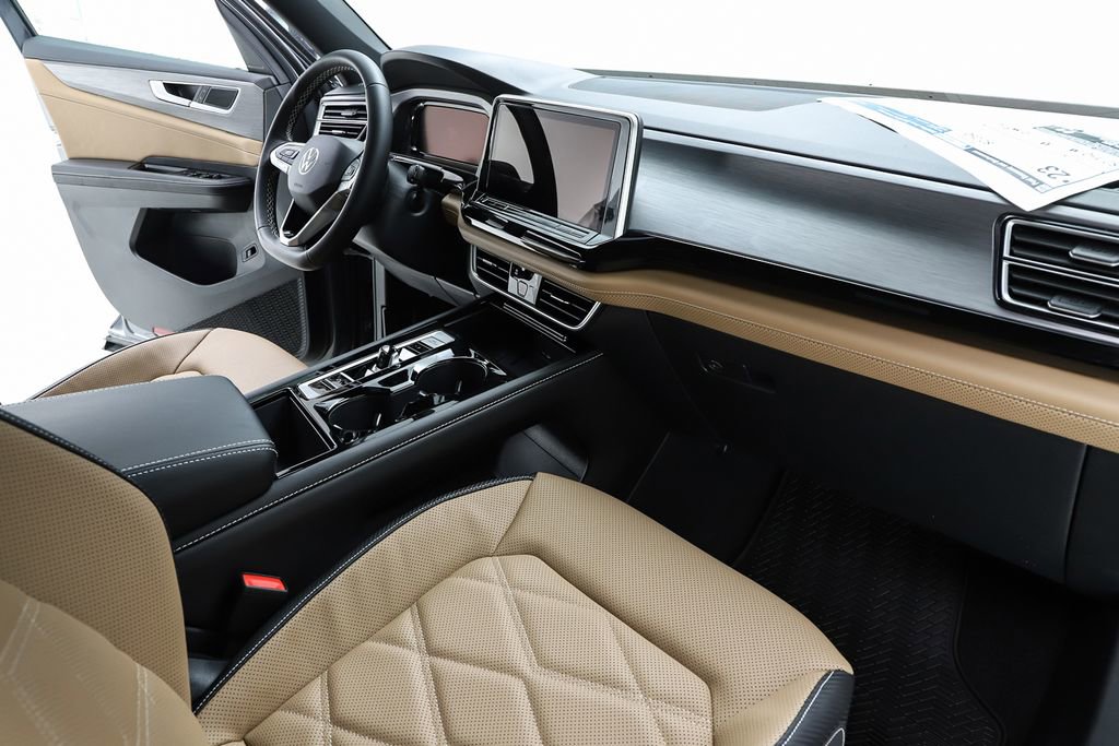 New 2026 Volkswagen Atlas Cross Sport SE image 33