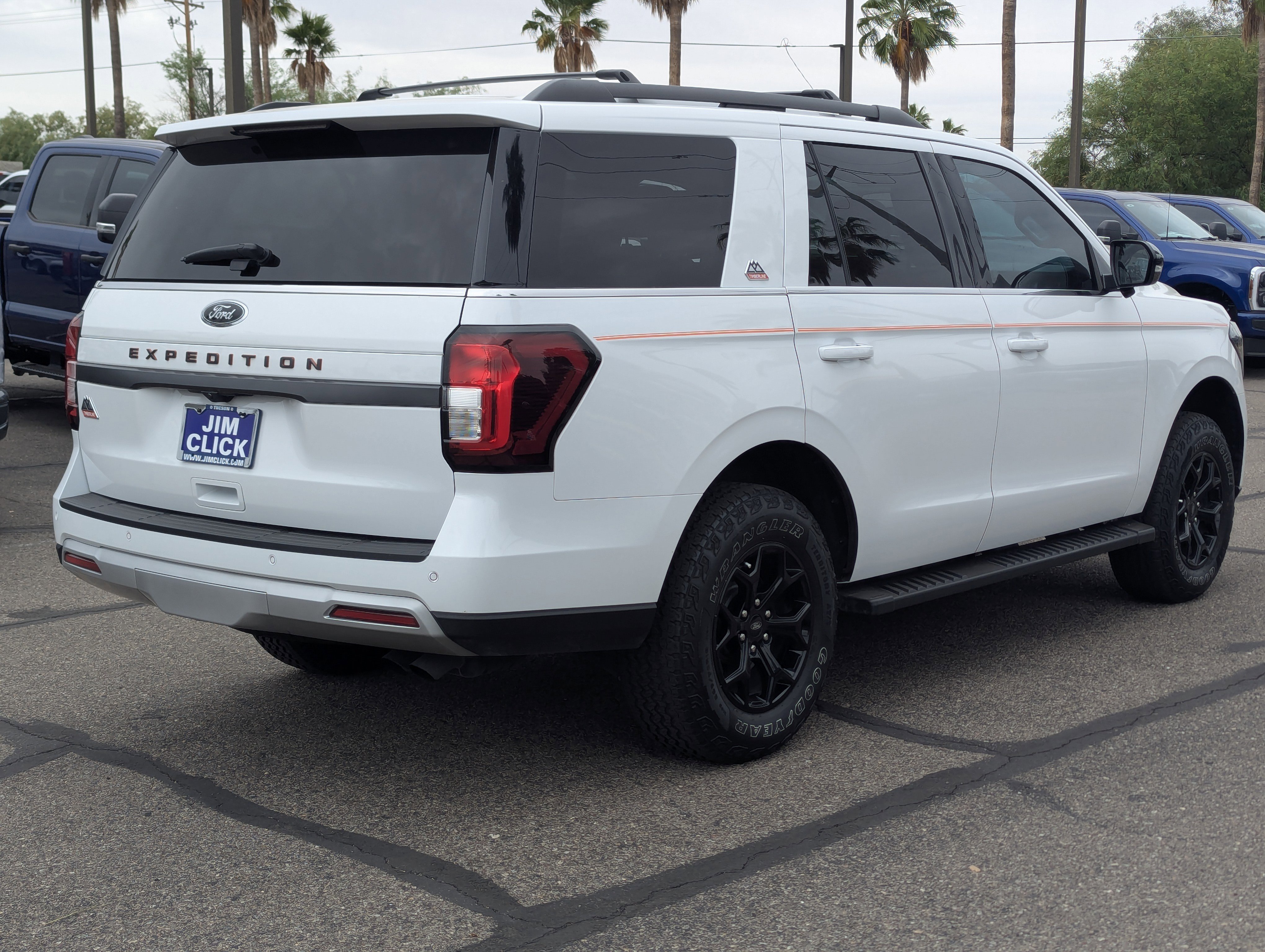 Used 2023 Ford Expedition Timberline image 2
