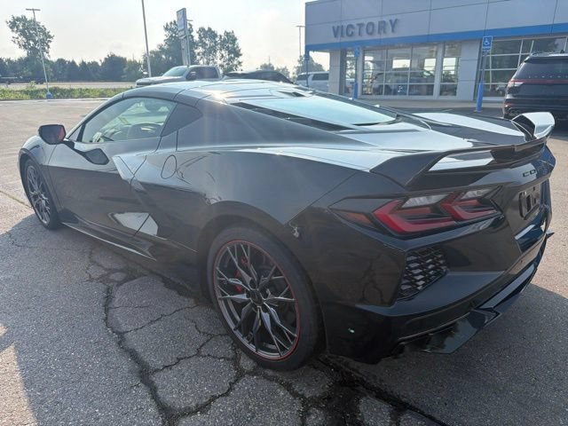 Used 2024 Chevrolet Corvette Stingray Preferred Cpe w/ Z51 Performance Package RWD image 7