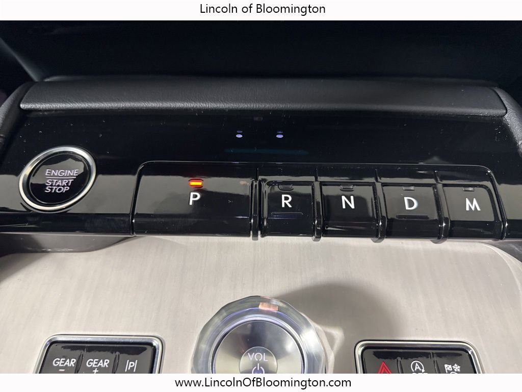 New 2025 Lincoln Navigator L Reserve w/ Jet Appearance Package image 42