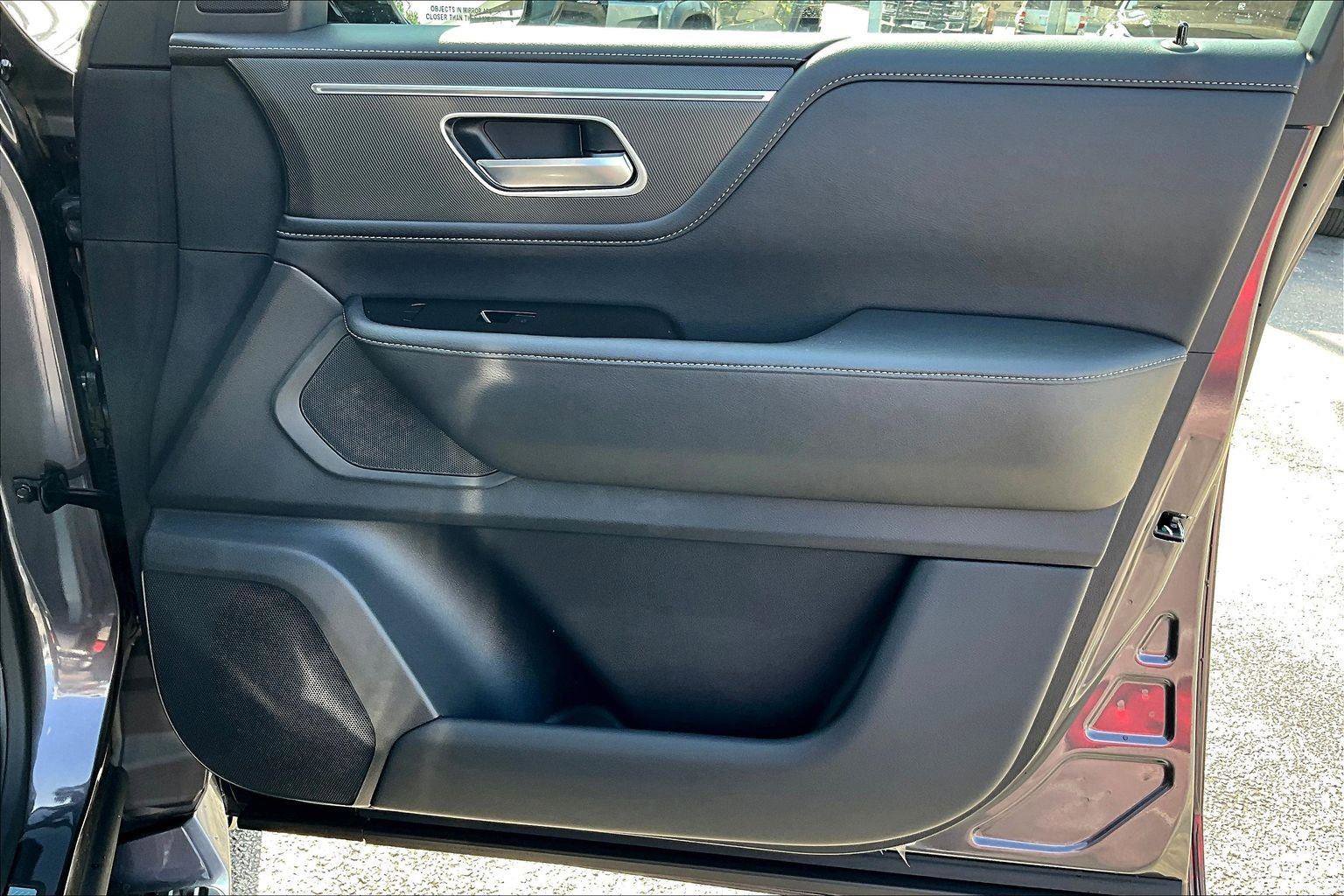 New 2026 INFINITI QX80 Pure image 23