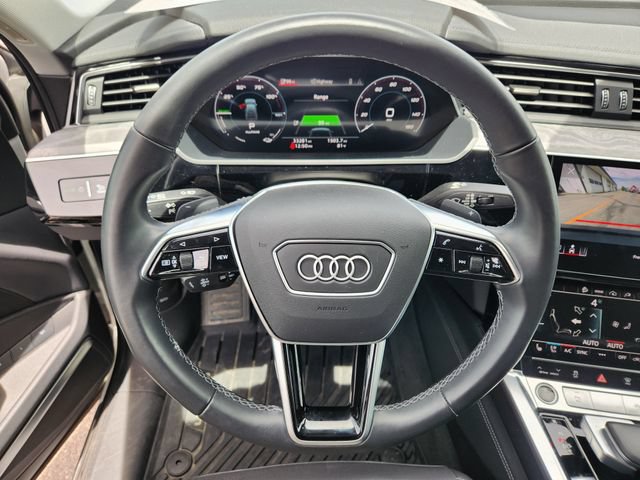 Used 2022 Audi e-tron Premium Plus AWD/4WD image 12