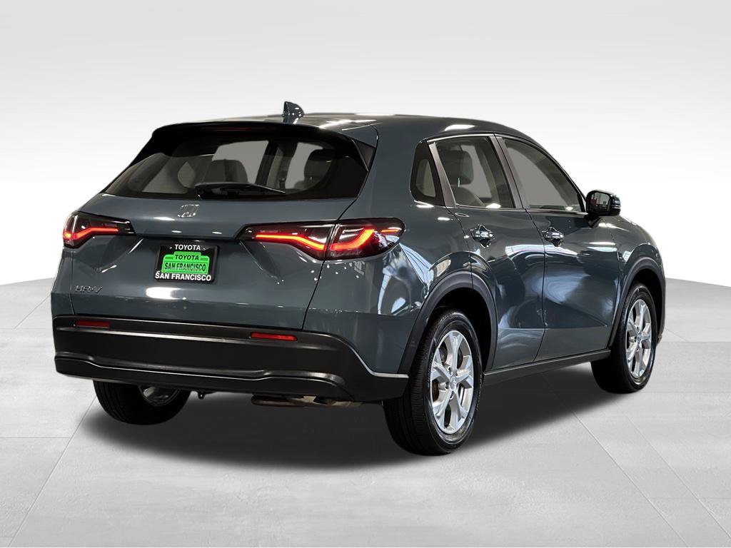Used 2025 Honda HR-V LX image 5
