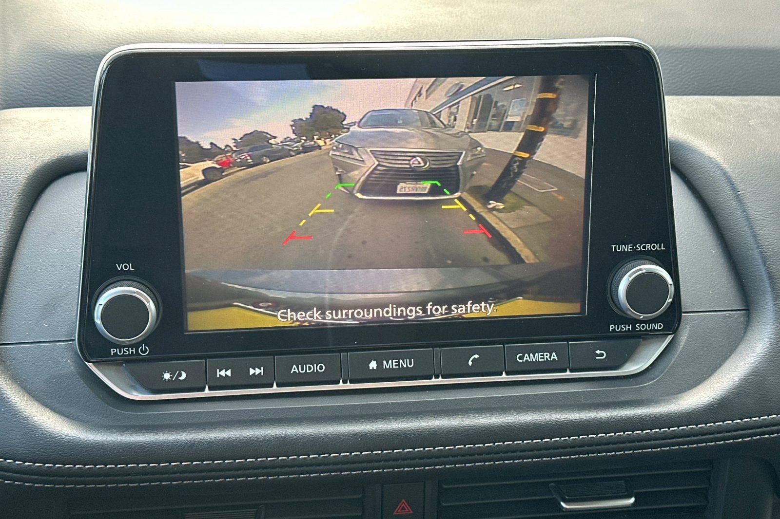 Used 2024 Nissan Rogue SV image 22