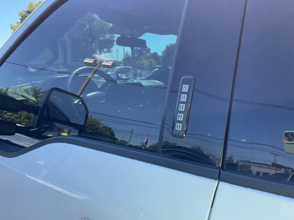 Used 2019 Ford F250 XLT AWD/4WD image 9