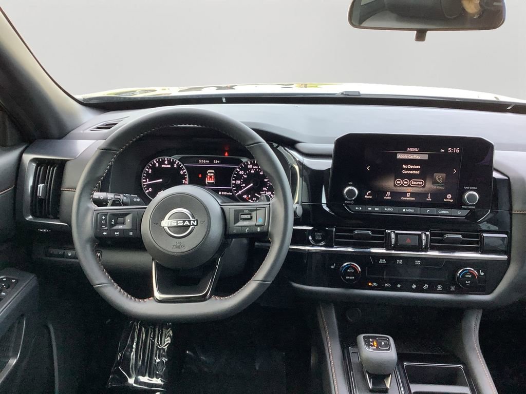 Used 2025 Nissan Pathfinder Rock Creek image 17