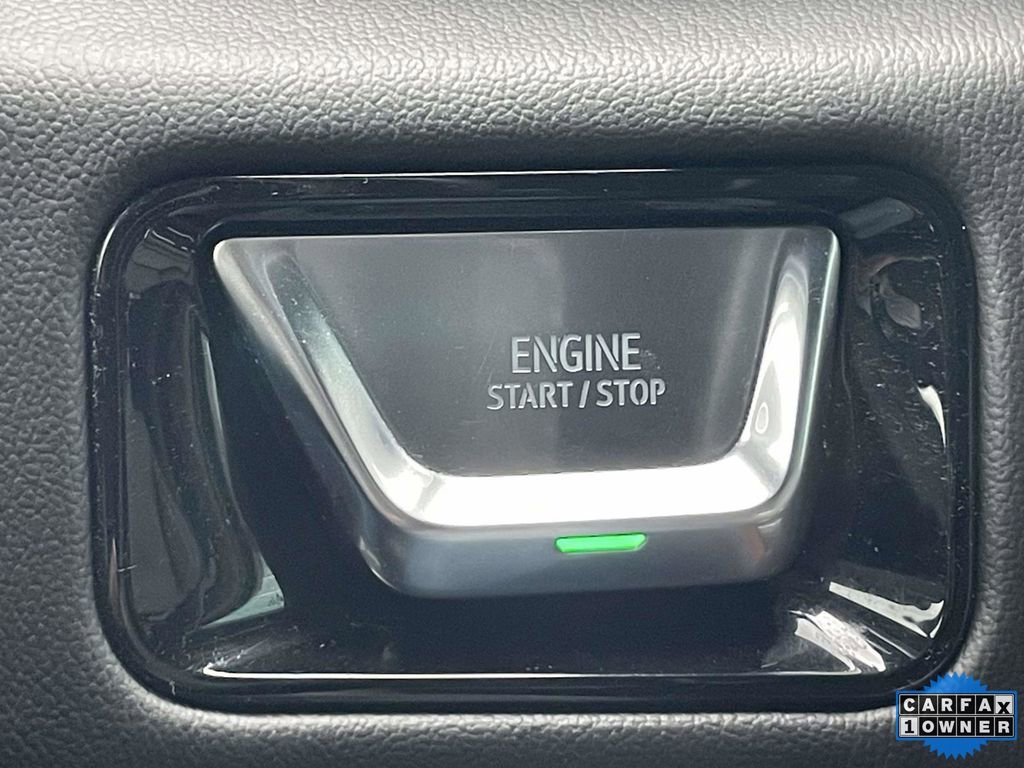 Used 2025 GMC Yukon Denali image 25