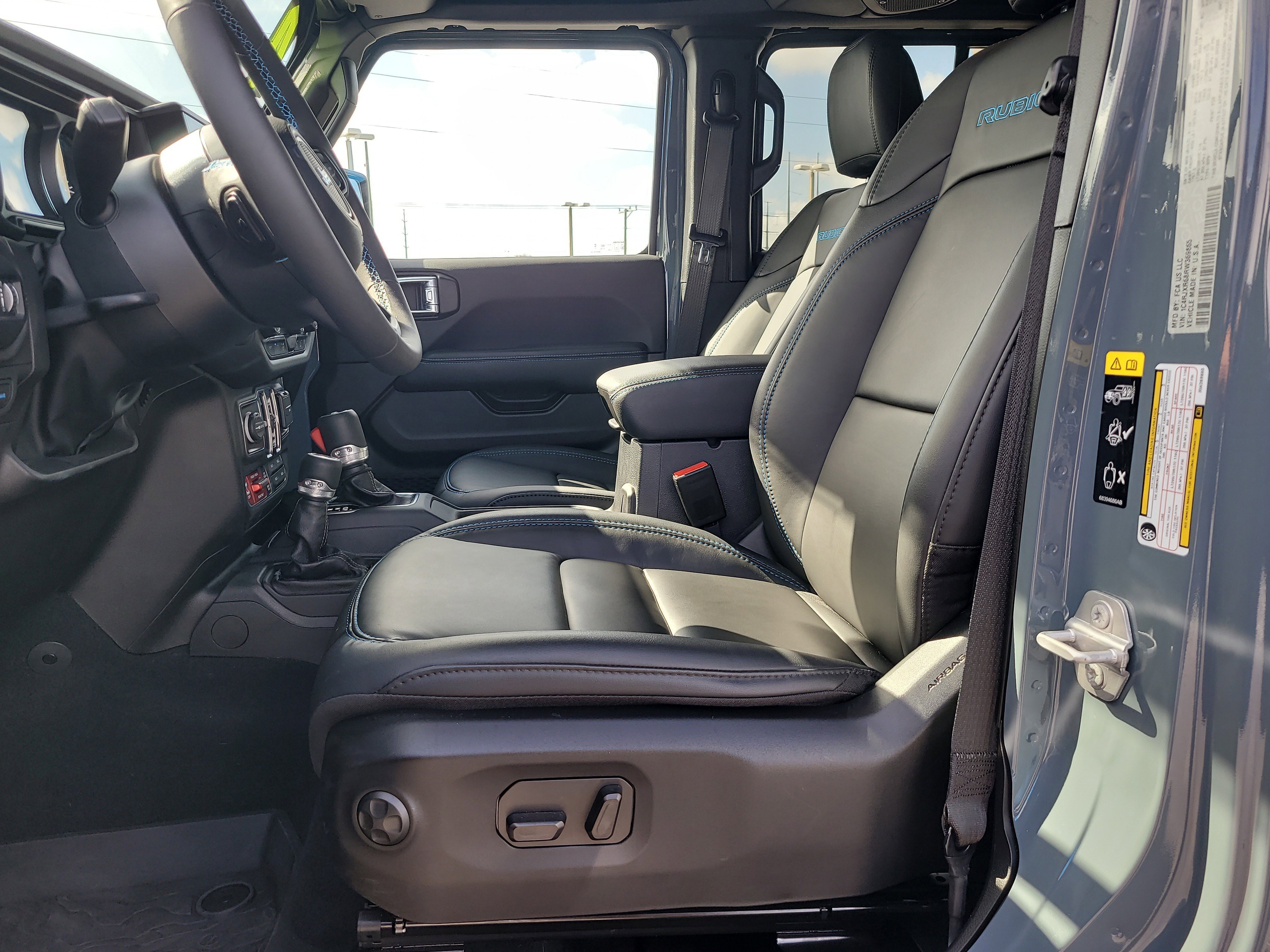 Used 2024 Jeep Wrangler Unlimited Rubicon 4xe image 16