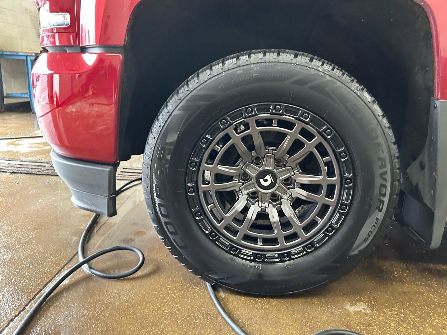 Used 2018 Chevrolet Silverado 1500 LTZ Z71 w/ LTZ Plus Package image 32