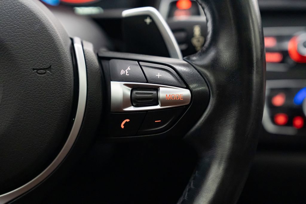 Used 2015 BMW M235i xDrive Coupe image 15