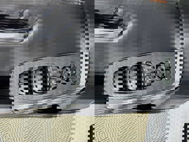 Used 2021 Nissan Sentra SR image 17