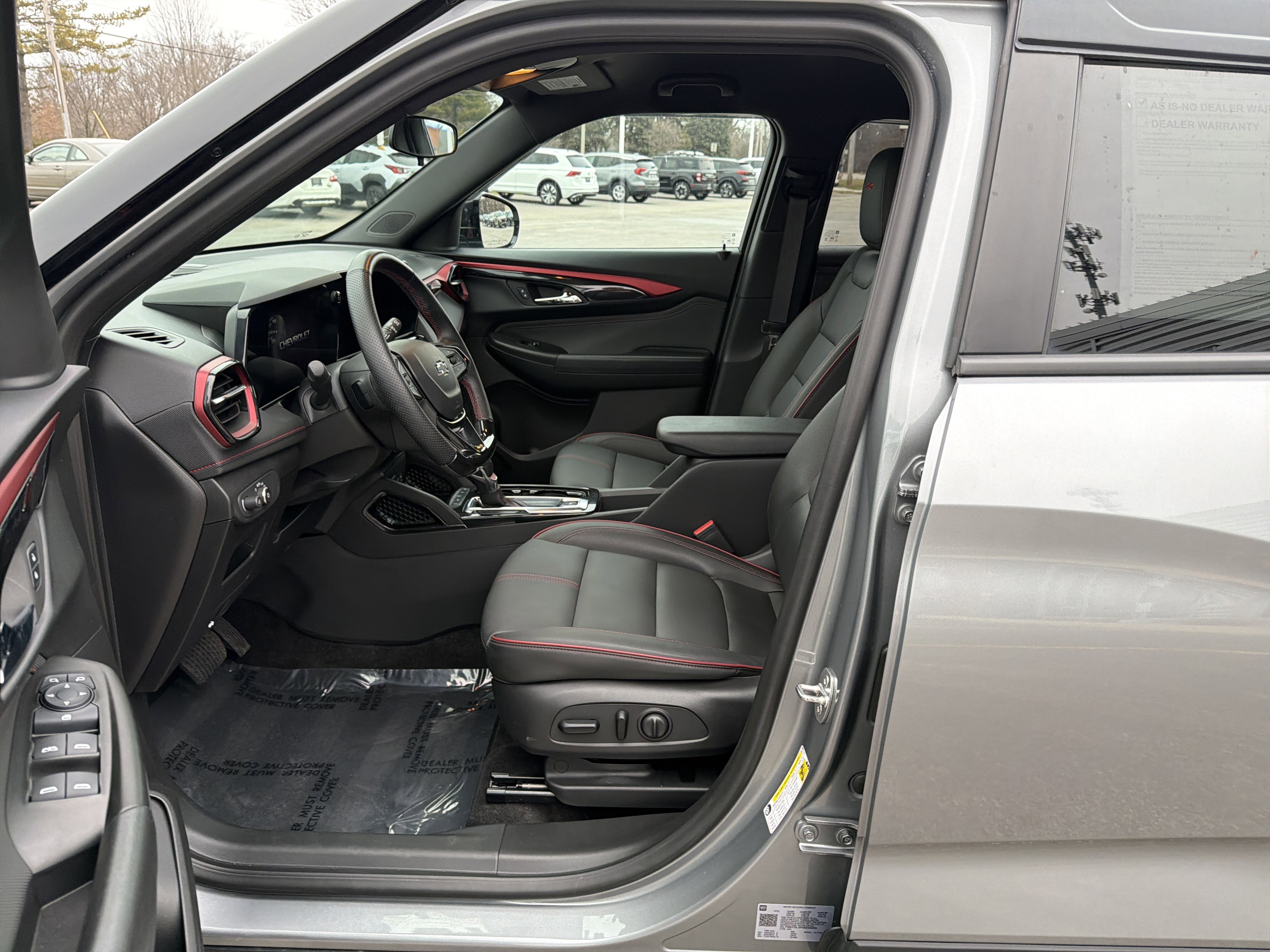 Used 2024 Chevrolet TrailBlazer RS w/ Driver Confidence Package image 10