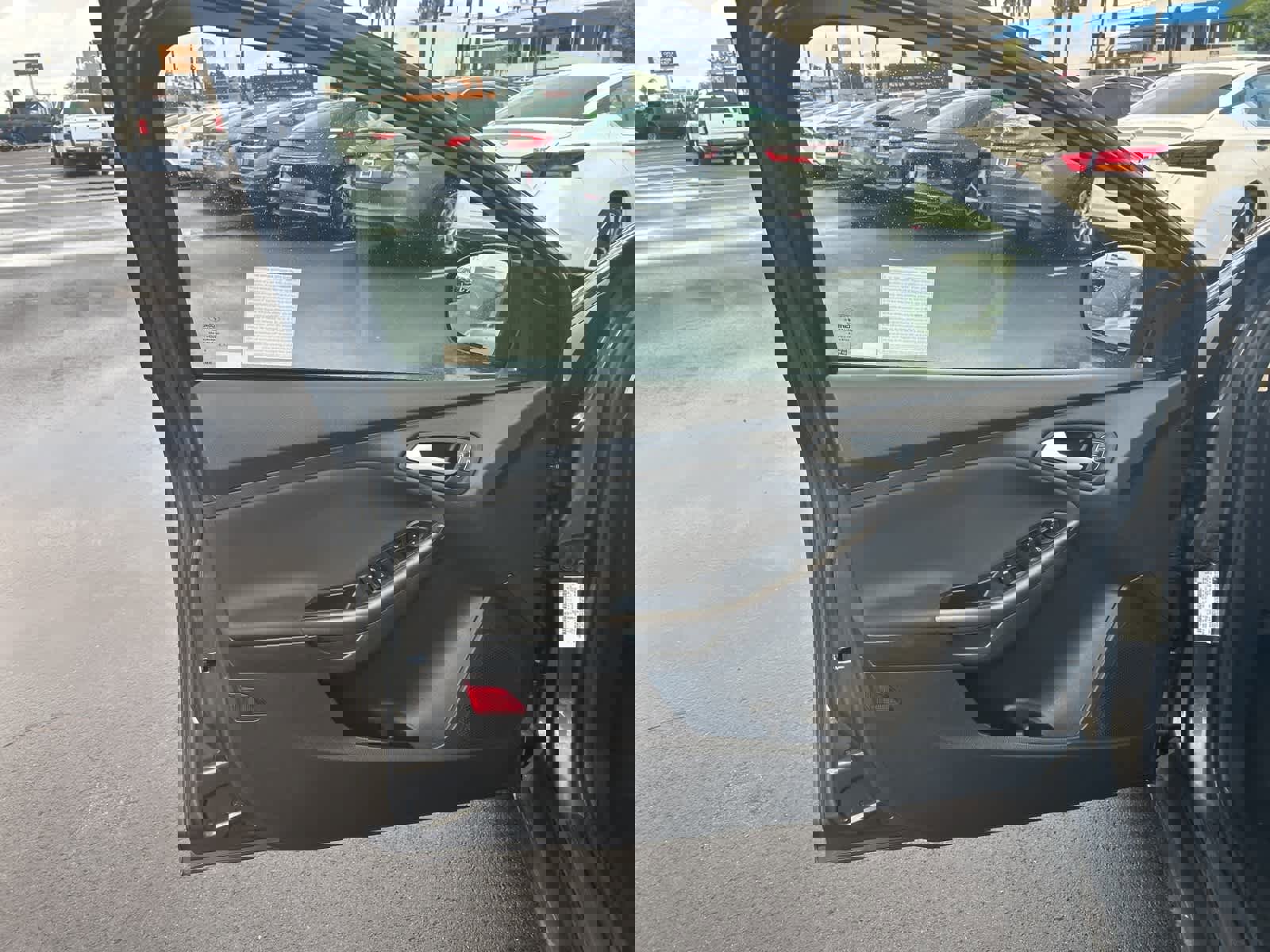 Used 2018 Ford Focus SEL image 21