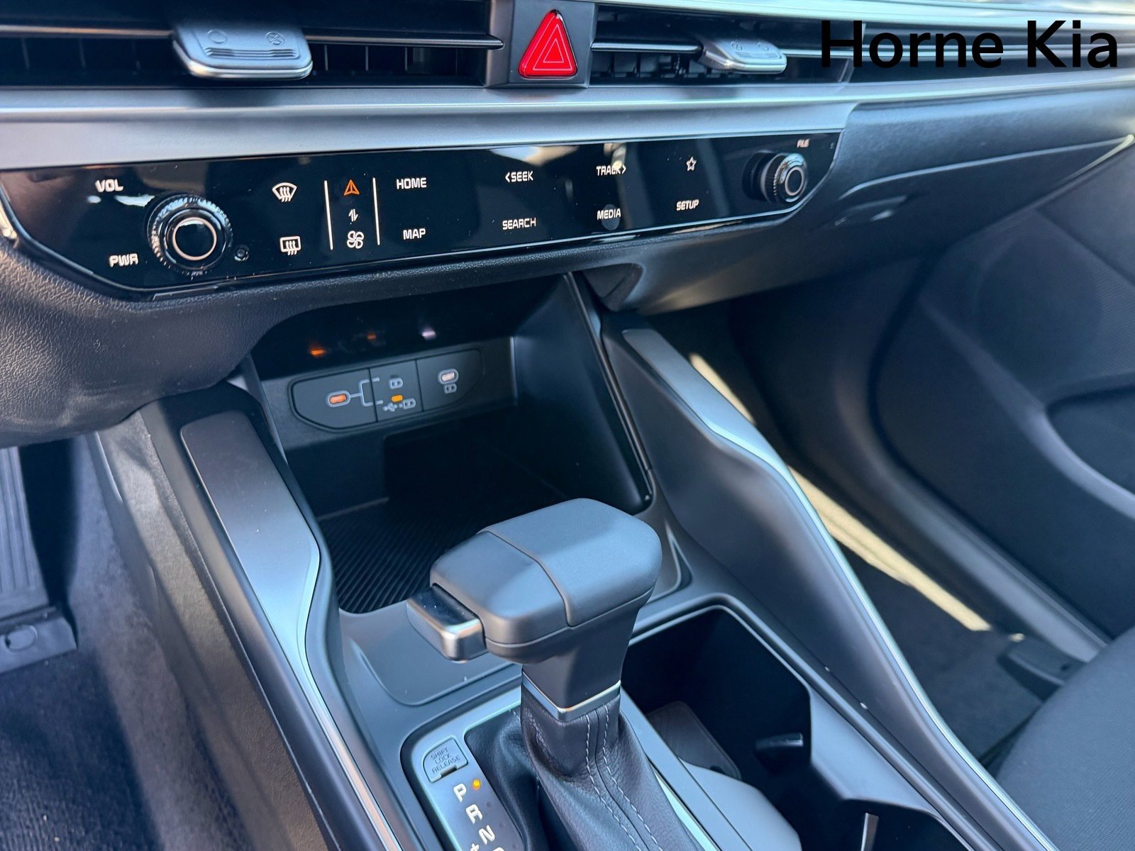 New 2026 Kia Sorento LX image 21