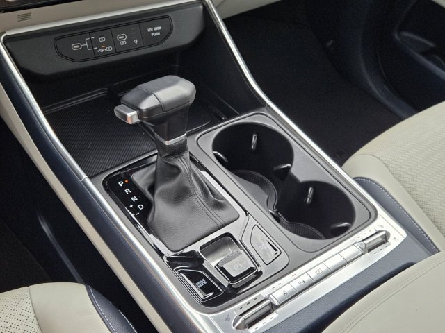 Certified 2025 Kia Carnival SX Prestige FWD image 30