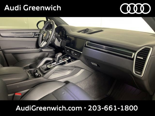Used 2023 Porsche Cayenne GTS AWD/4WD image 12