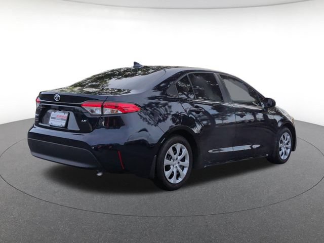 Used 2025 Toyota Corolla LE FWD image 6
