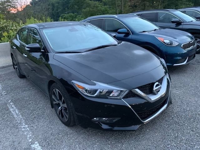 Used 2016 Nissan Maxima Platinum w/ Interior Lighting Package FWD image 4