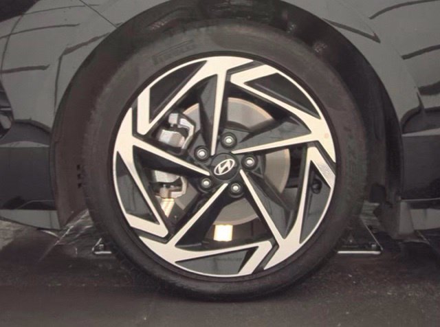 Used 2026 Hyundai Sonata SEL FWD image 17