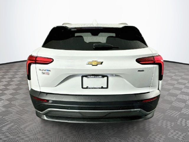 Used 2024 Chevrolet Blazer EV LT AWD/4WD image 11