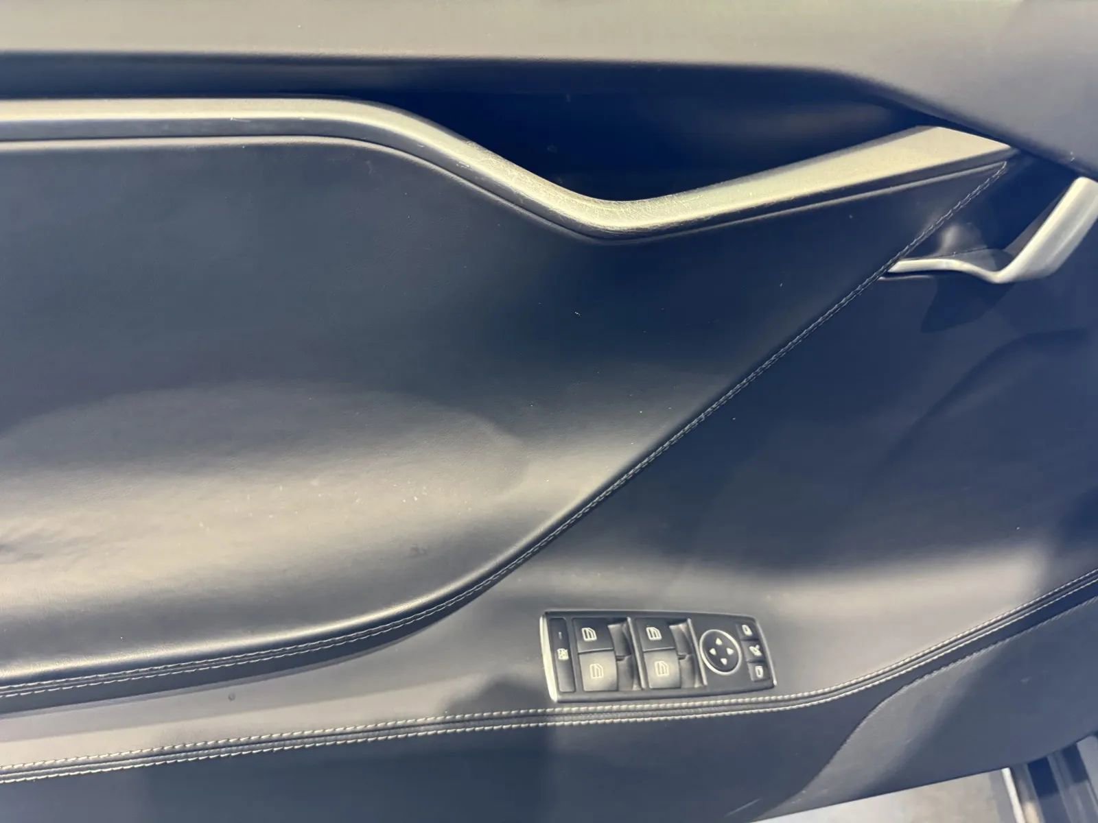 Used 2018 Tesla Model S 75D image 11