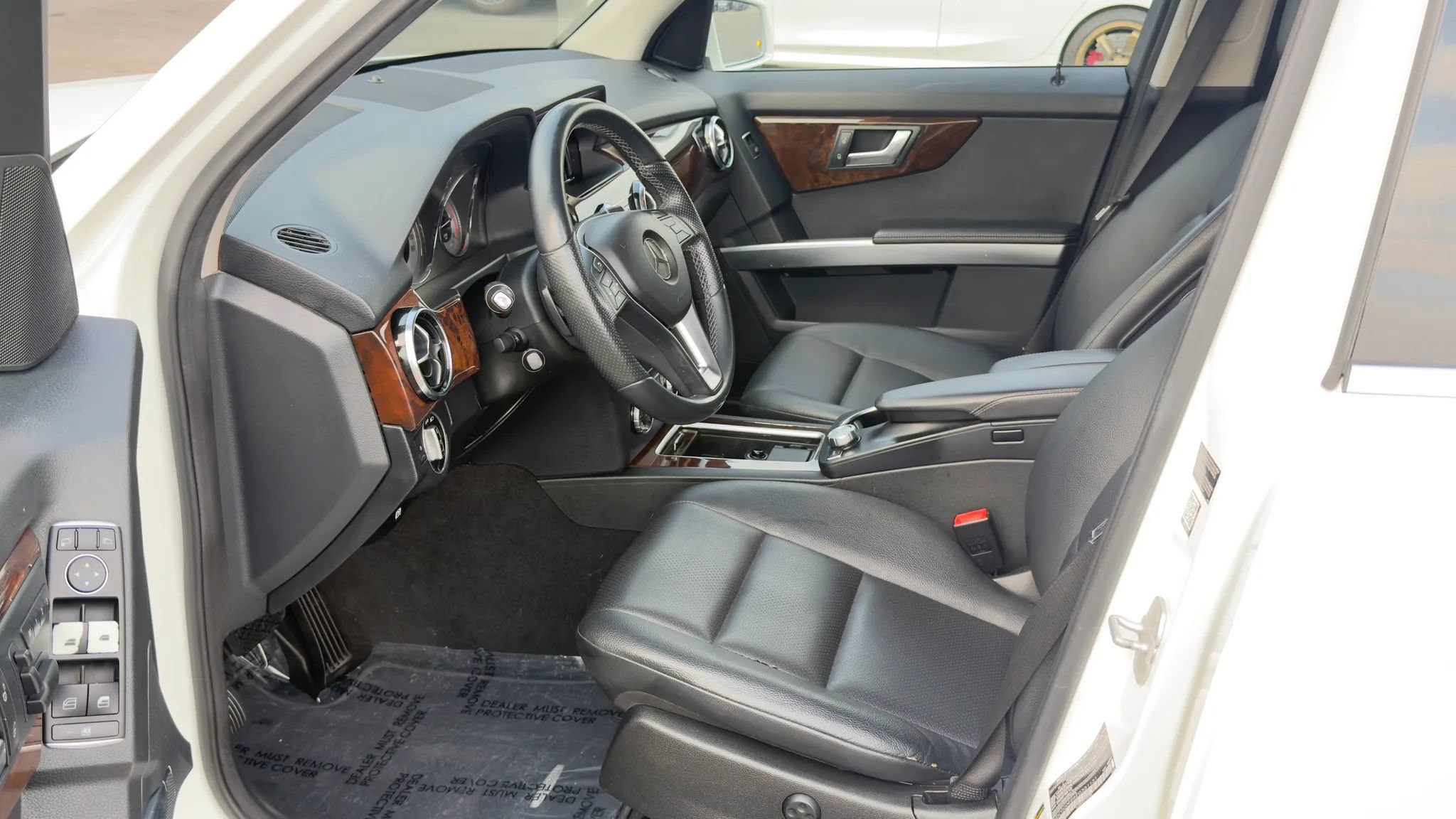 Used 2014 Mercedes-Benz GLK 250 BlueTEC 4MATIC image 10