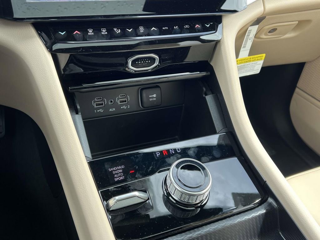 New 2026 Jeep Grand Cherokee Limited image 17