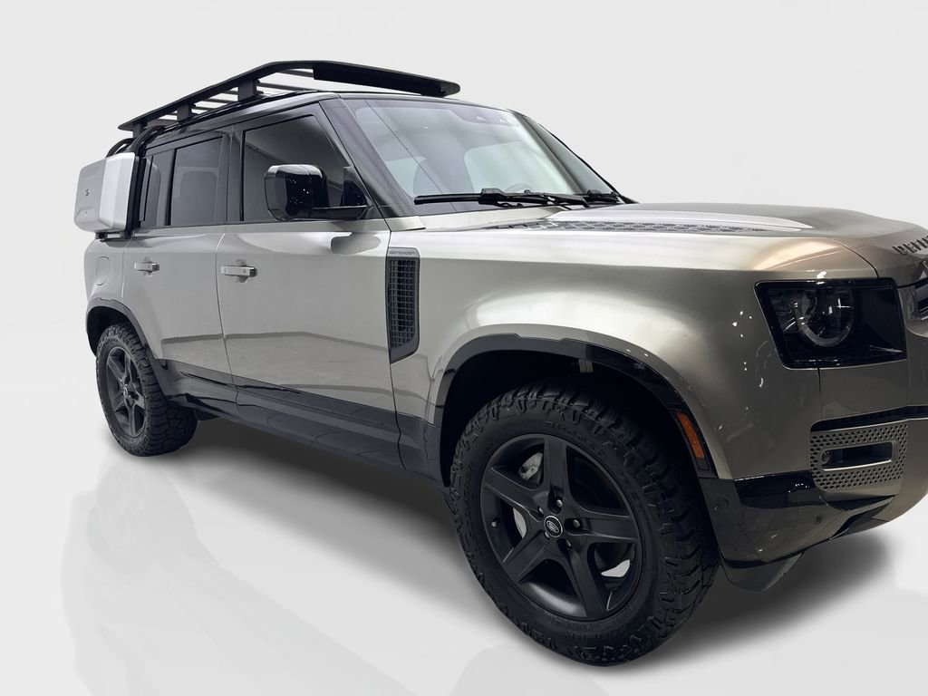 Used 2023 Land Rover Defender 110 X-Dynamic SE AWD/4WD image 12