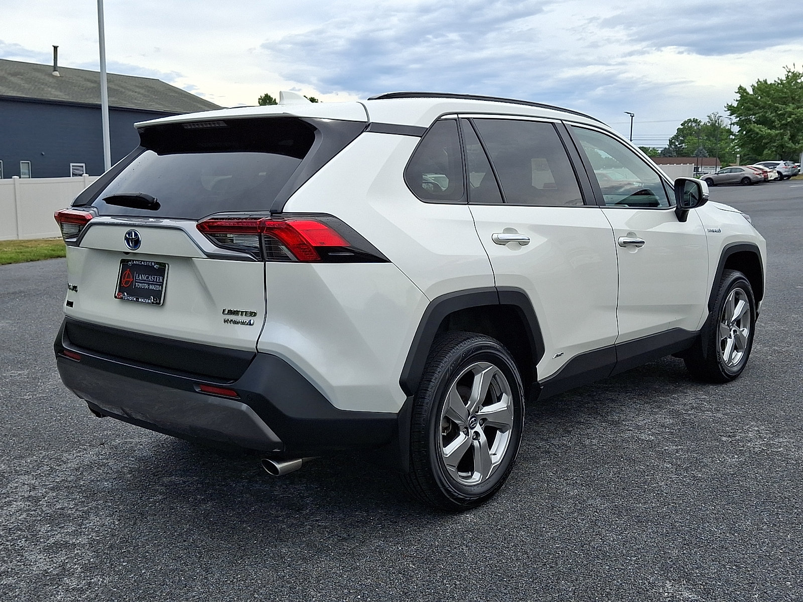 Used 2019 Toyota RAV4 Limited w/ Carpet Mat Package AWD/4WD image 7