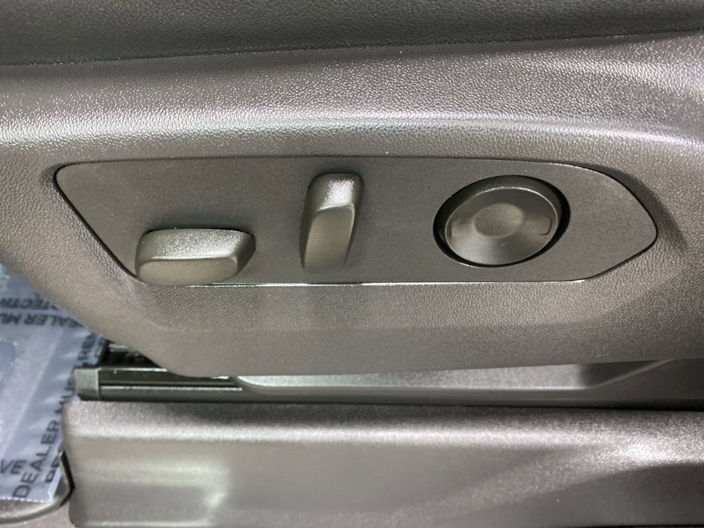 Used 2024 GMC Sierra 1500 AT4 w/ AT4 Premium Package image 39