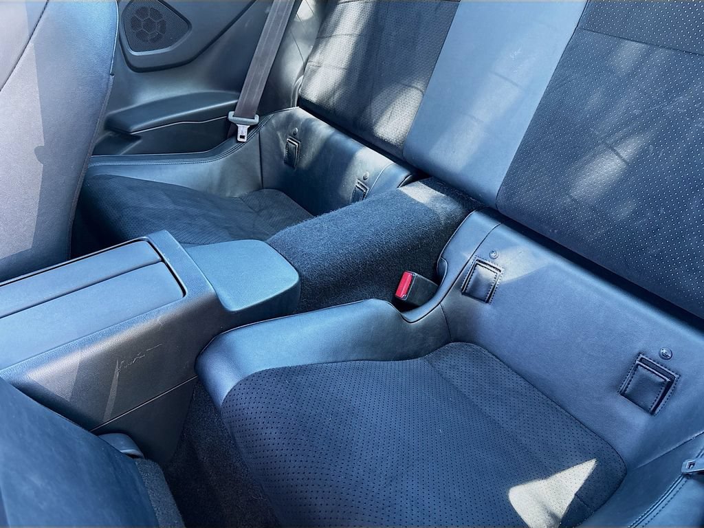 Used 2024 Toyota GR86 Premium RWD image 23