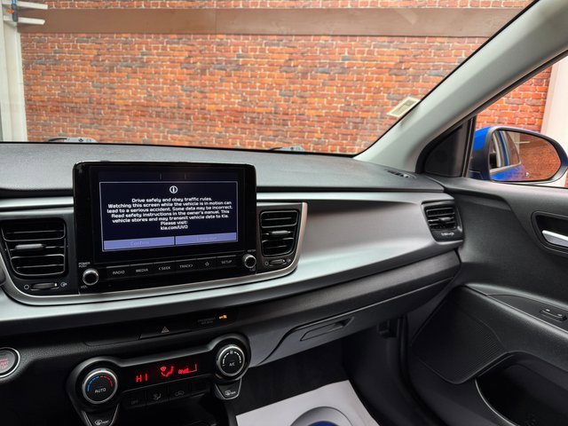 Used 2022 Kia Rio S w/ Technology Package image 17