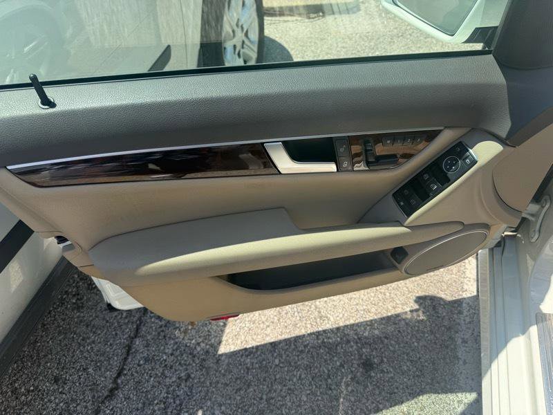 Used 2012 Mercedes-Benz C 250 Sedan image 23