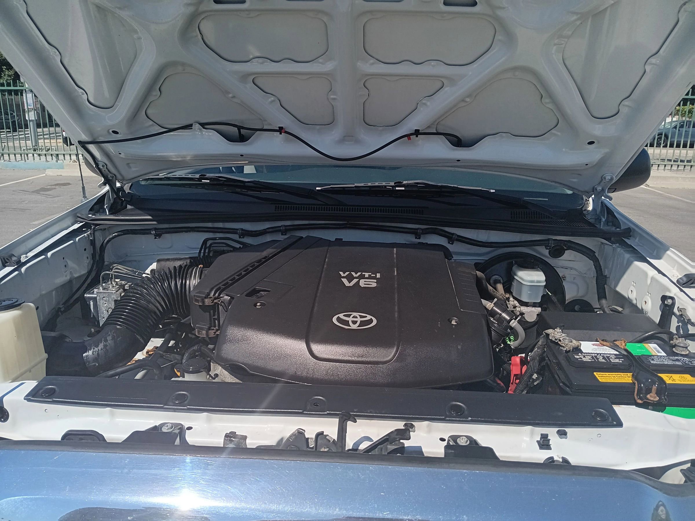 Used 2005 Toyota Tacoma PreRunner image 25