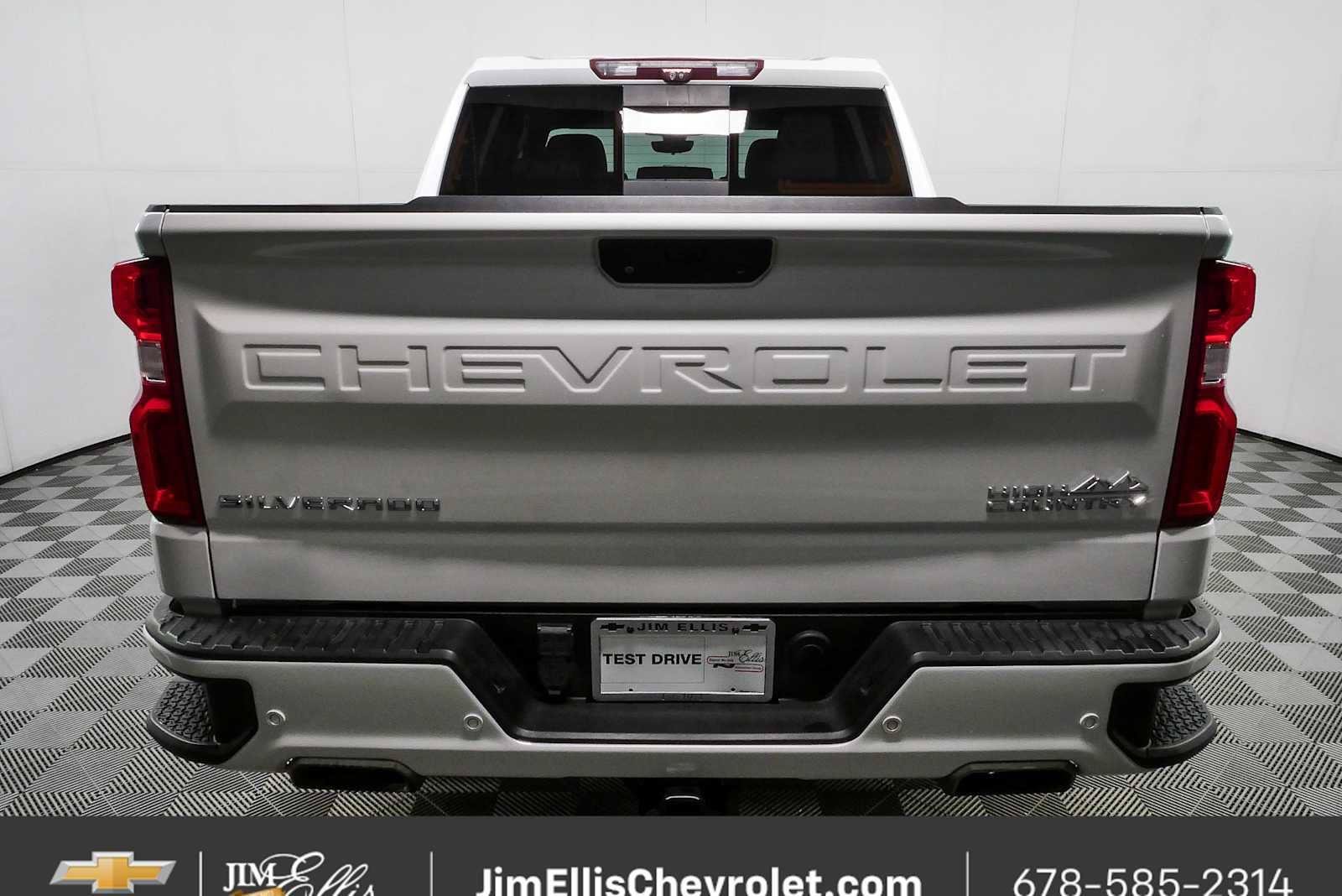 Certified 2021 Chevrolet Silverado 1500 High Country w/ Technology Package AWD/4WD image 30