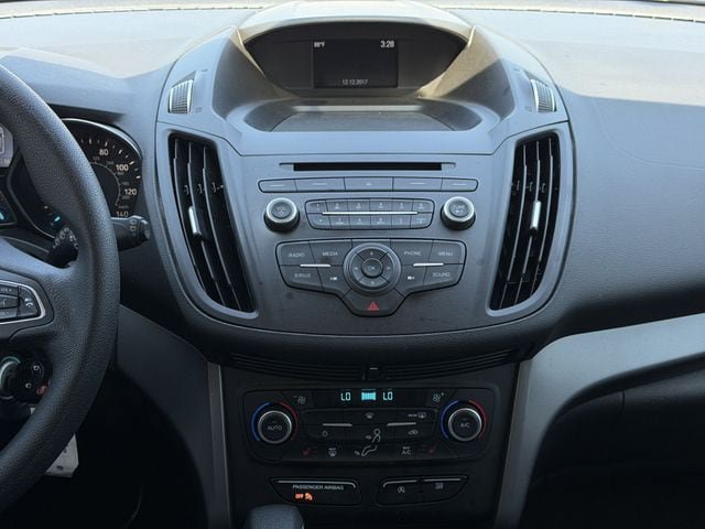 Used 2018 Ford Escape SE FWD image 17
