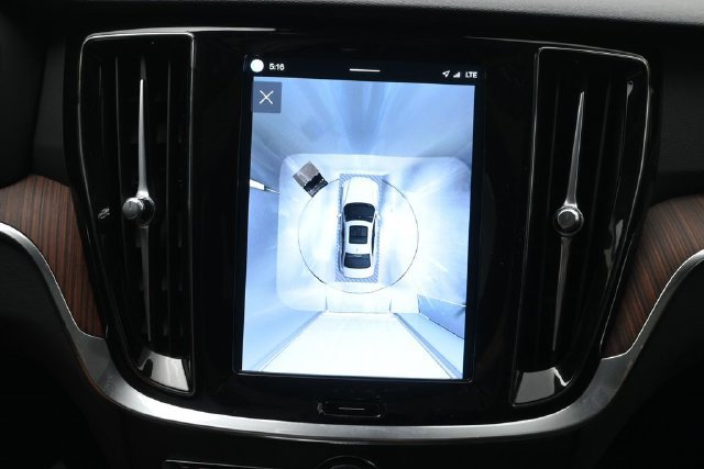 Used 2025 Volvo S60 B5 Plus FWD image 20
