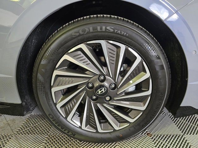 Certified 2024 Hyundai Sonata Limited image 3